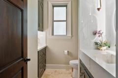 Eva-powder-room3