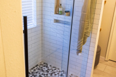 Lyndas-master-bathroom-renovation1