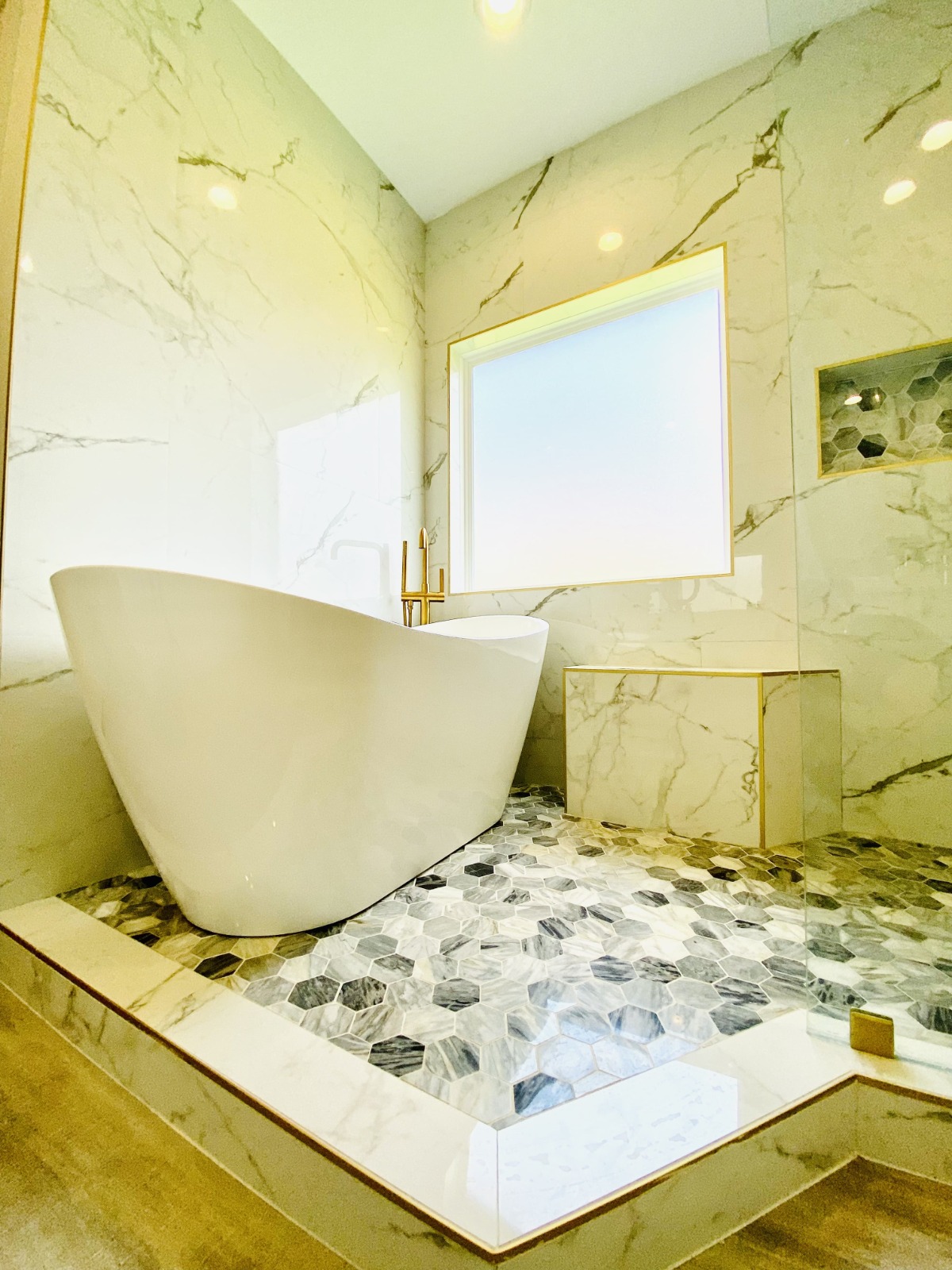 Viannis-Master-Bathroom-remodeling19